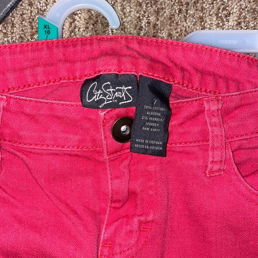 Red City Streets skinny jeans size 7